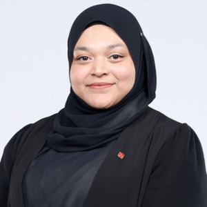 Dr. Suzianti Iskandar Vijaya